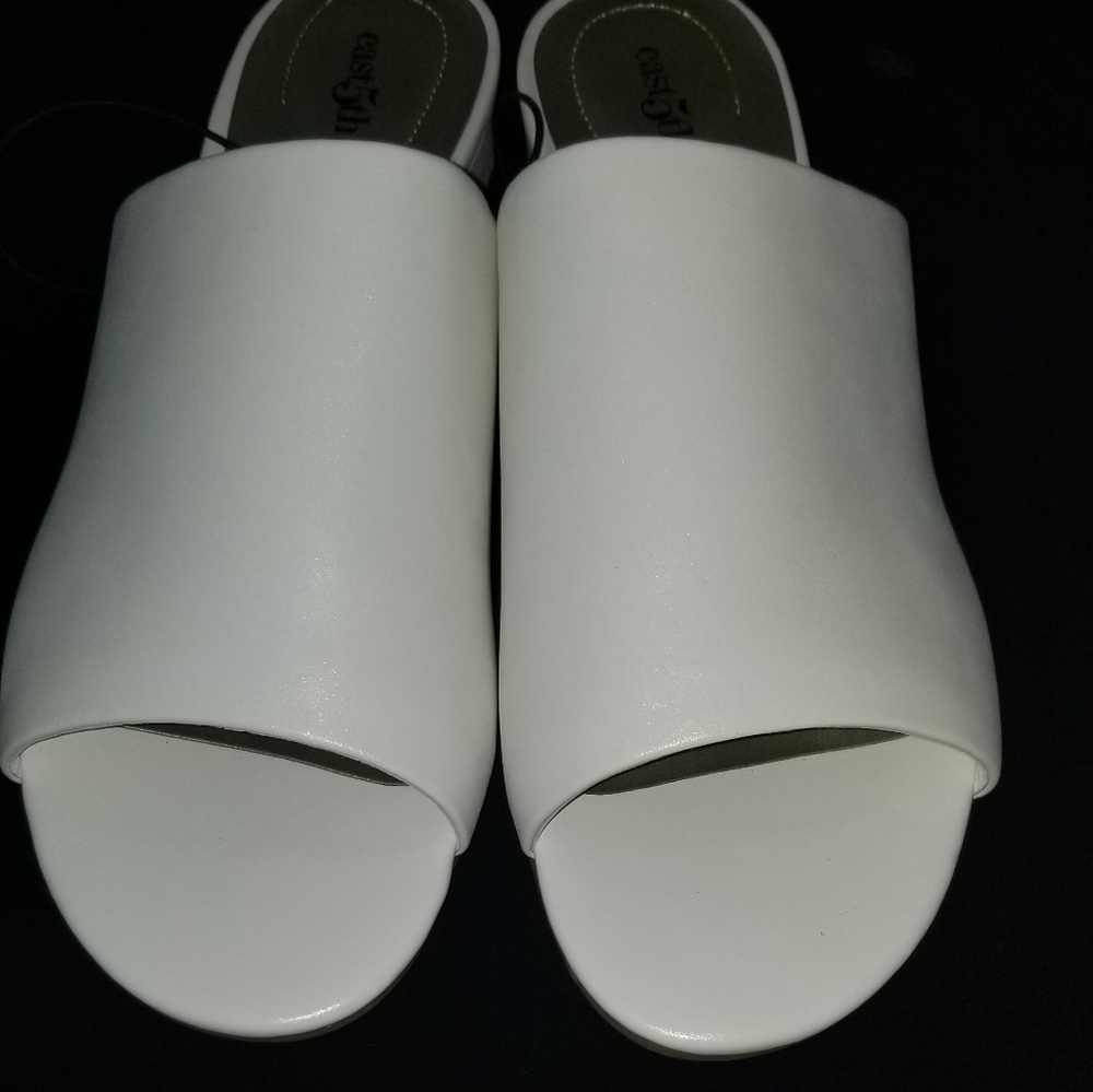 Beautiful white sandals/shoes East5th